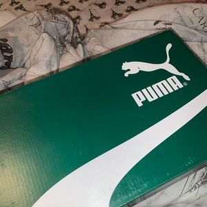 Puma Sneakers